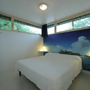 https://malibu-beach-camping-village.hotelinveneto.com